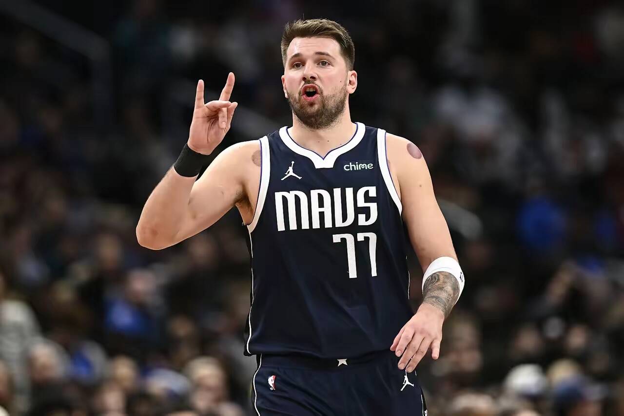 关于东契奇在美国队比赛中惊艳表现Ming在RNG比赛中势不可挡，今夜拜仁慕尼黑调整名单以备欧超杯直接炸裂的信息9SPORTS体育赛事直播